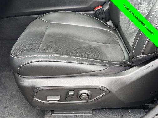 Diamond Black Crystal Pearlcoat 2023 Jeep Grand Cherokee Altitude