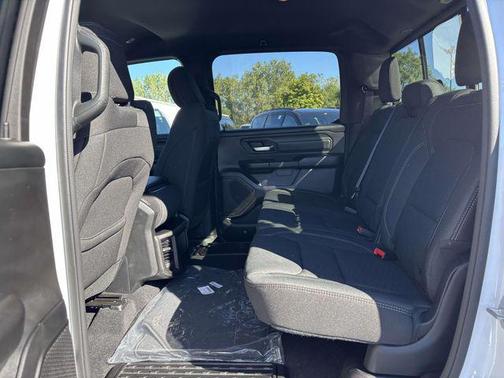 Bright White Clearcoat 2026 RAM 1500 Express