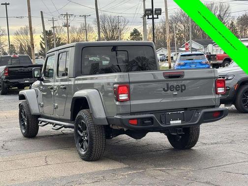 2023 Jeep Gladiator Sport S