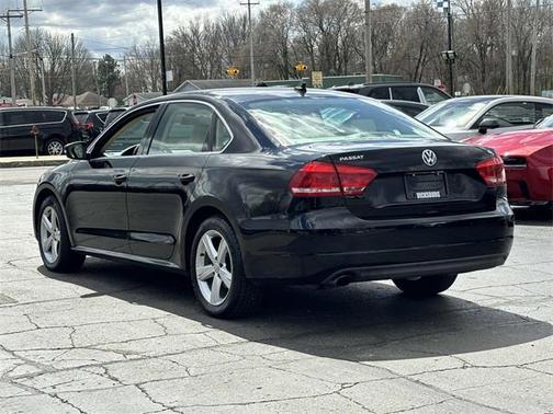 2013 Volkswagen Passat 2.5 SE
