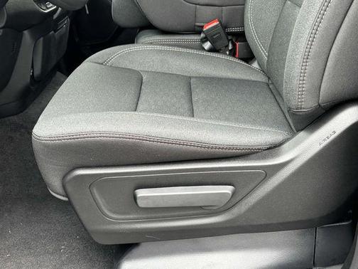 2025 RAM 1500 Warlock Crew Cab 4x4 5'7' Box