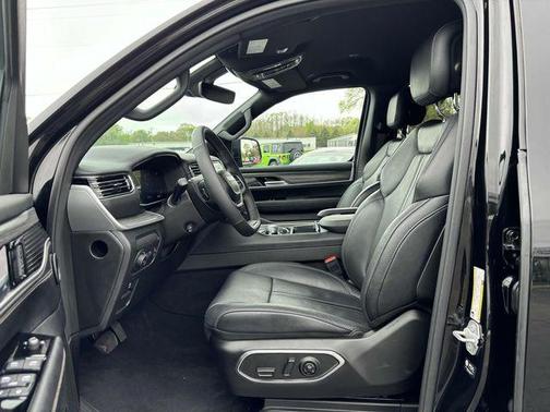 2024 Jeep Wagoneer L Series III 4x4