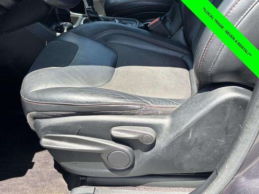 Granite Crystal Metallic Clearcoat 2017 Jeep Cherokee Trailhawk