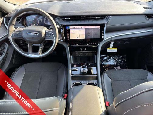 2026 Jeep Grand Cherokee Altitude