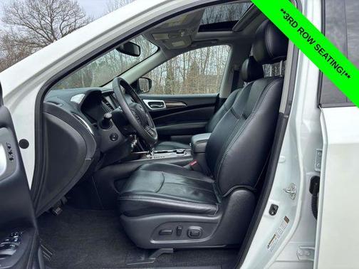 Pearl White Tricoat 2020 Nissan Pathfinder Platinum 4WD