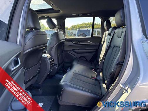 2025 Jeep Grand Cherokee Altitude