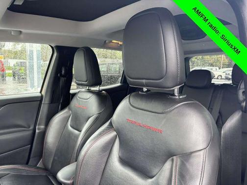 2015 Jeep Renegade Trailhawk