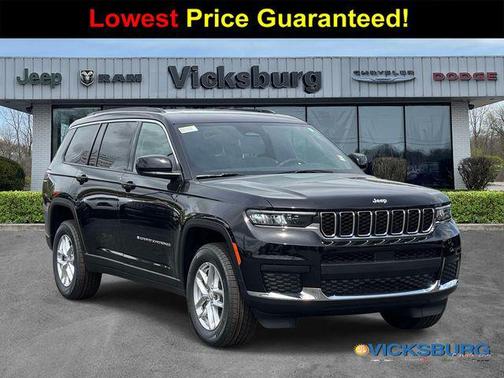 Diamond Black Crystal Pearlcoat 2026 Jeep Grand Cherokee L Altitude