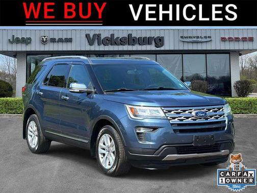 Blue Metallic 2018 Ford Explorer XLT