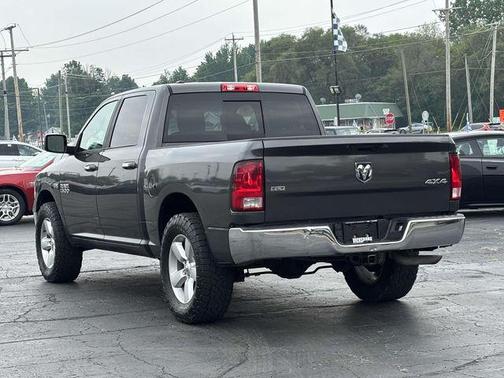 2018 RAM 1500 SLT