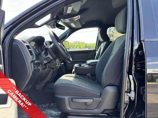 2025 RAM 2500 Tradesman Crew Cab 4x4 6'4' Box