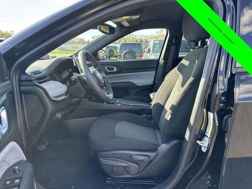 2023 Jeep Compass Sport