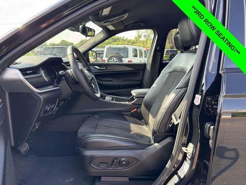 2024 Jeep Grand Cherokee L Altitude