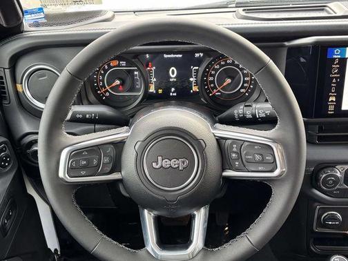2026 Jeep Wrangler 4-Door Sahara 4x4