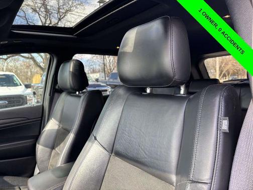 2022 Jeep Grand Cherokee Laredo