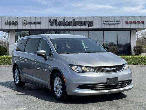 2017 Chrysler Pacifica Touring