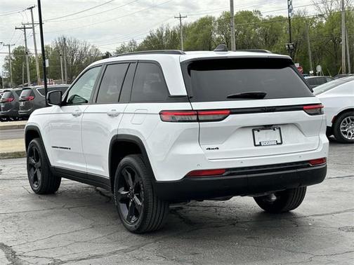 2024 Jeep Grand Cherokee Altitude