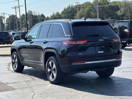 2024 Jeep Grand Cherokee 4xe Base