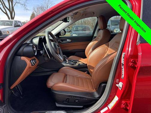 2017 Alfa Romeo Giulia Ti