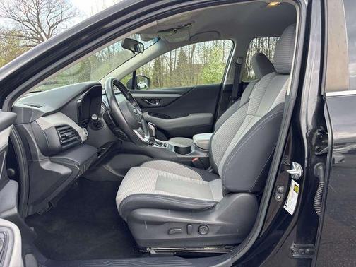 Crystal Black Silica 2022 Subaru Outback Premium