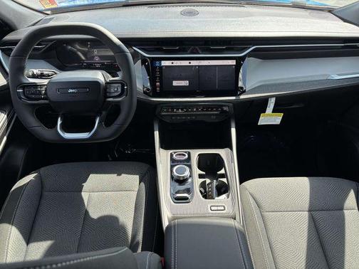 Hydro Blue Pearlcoat 2026 Jeep Cherokee Laredo 4x4