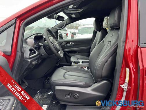 2026 Chrysler Pacifica L