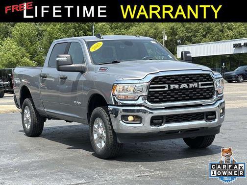 2023 RAM 2500 Big Horn Crew Cab 4x4 6'4' Box