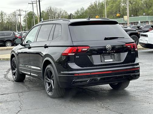 2024 Volkswagen Tiguan 2.0T SE R-Line Black 4MOTION