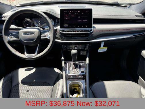 Diamond Black Crystal Pearlcoat 2026 Jeep Compass Trailhawk