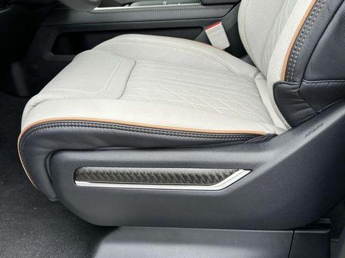 2025 RAM 1500 ST