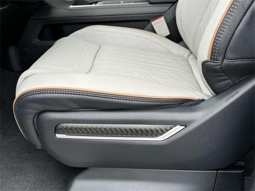 2025 RAM 1500 ST