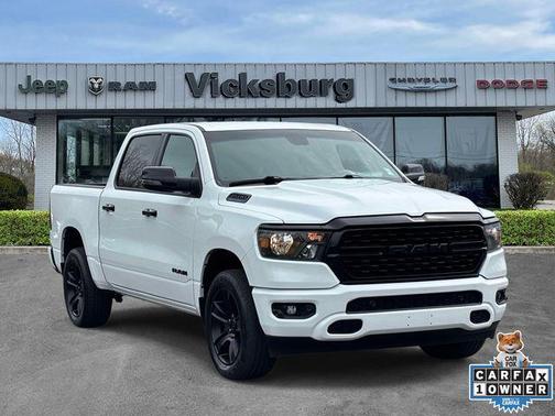 Bright White Clearcoat 2023 RAM 1500 Big Horn/Lone Star