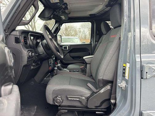 Anvil Clear Coat 2026 Jeep Wrangler Rubicon