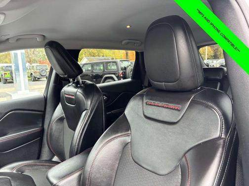 2022 Jeep Cherokee Trailhawk