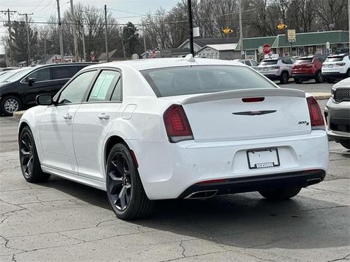 2022 Chrysler 300 S