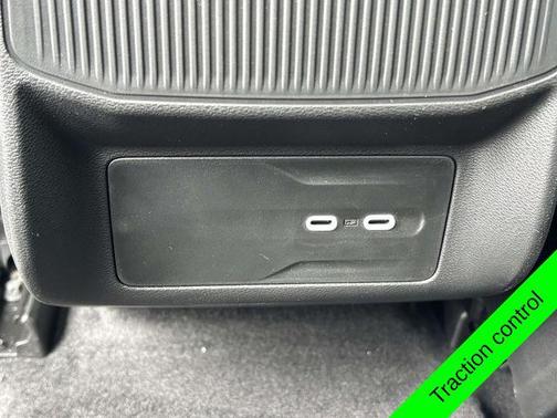 Bright White Clearcoat 2026 Jeep Cherokee Limited