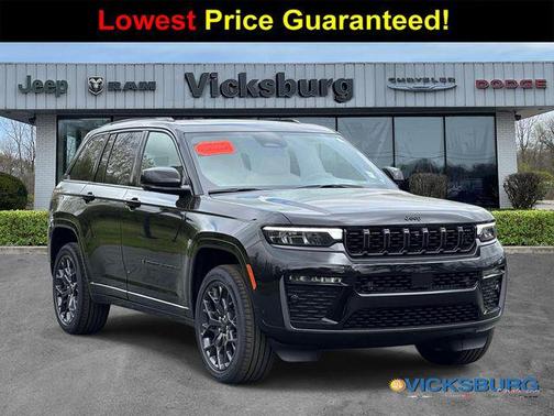 Diamond Black Crystal Pearlcoat 2026 Jeep Grand Cherokee Summit