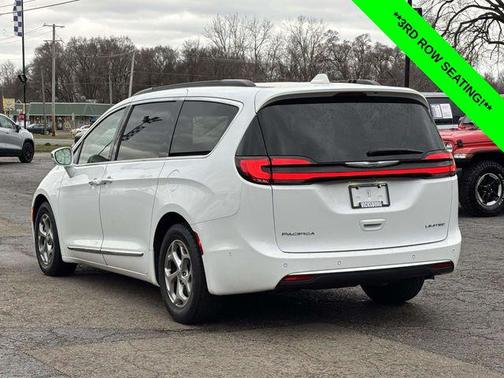 2022 Chrysler Pacifica Limited