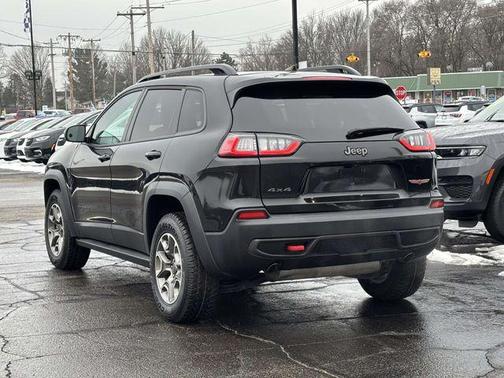2022 Jeep Cherokee Trailhawk
