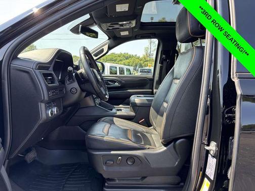 2022 GMC Yukon XL 4WD AT4