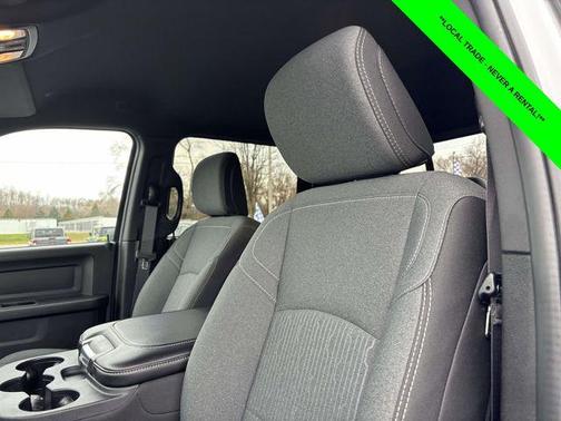 2024 RAM 2500 Tradesman Crew Cab 4x4 6'4' Box