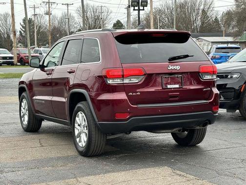 2021 Jeep Grand Cherokee Laredo