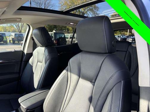 2021 Buick Envision AWD Essence