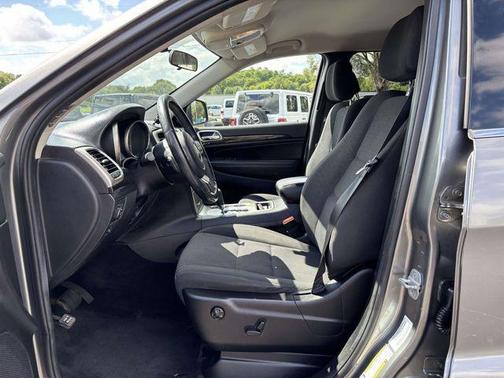 2012 Jeep Grand Cherokee Laredo