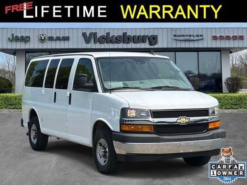 Summit White 2020 Chevrolet Express 2500 LT