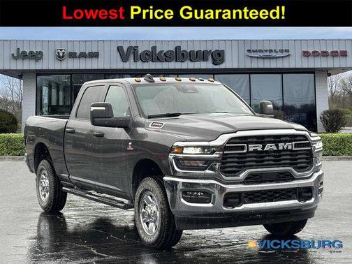 2025 RAM 2500 Tradesman Crew Cab 4x4 6'4' Box