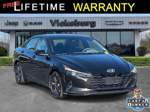 2023 Hyundai ELANTRA SEL