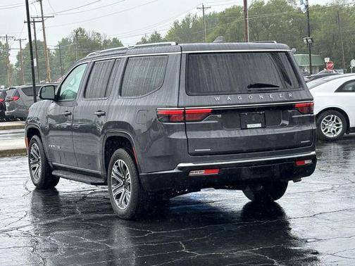 2022 Jeep Wagoneer Series III 4x4