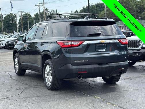 2021 Chevrolet Traverse LT Cloth