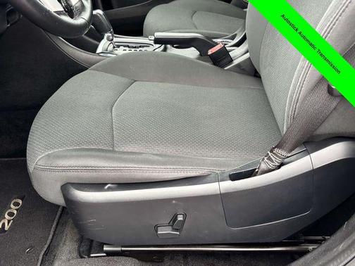 2012 Chrysler 200 Touring